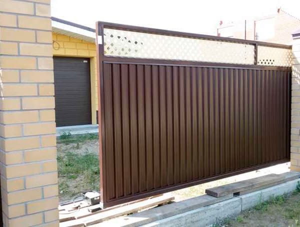 Эстетика и Надежность: Ворота Grand Line для Вашего Дома в Тихорецке от 36527 руб